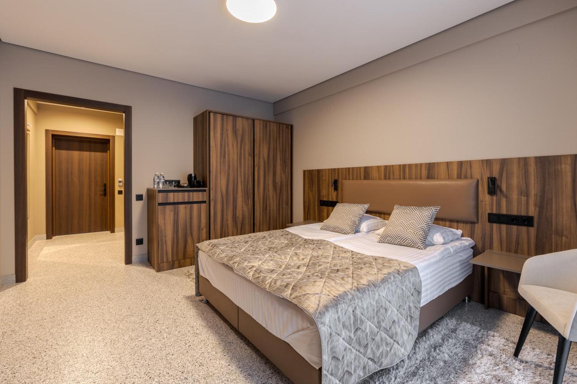 Hotel Ozero Vita Nizhniy Studenyy Bagian luar foto